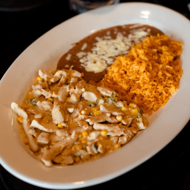 Pollo Crema.
