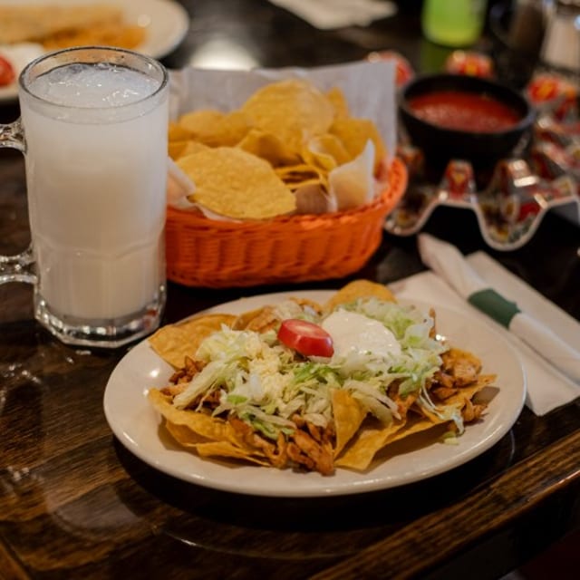 Lunch Nachos Toro Loco.